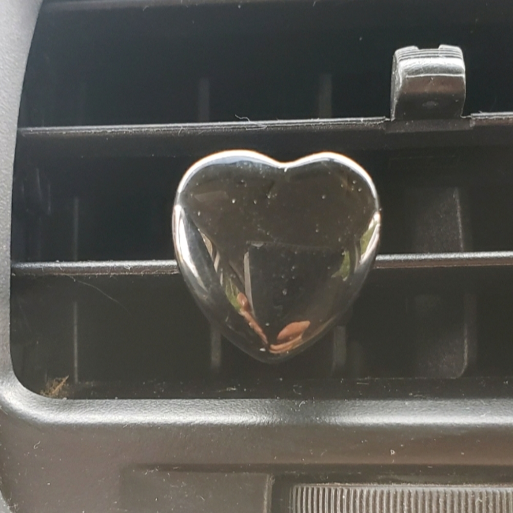 Black stone heart car clip